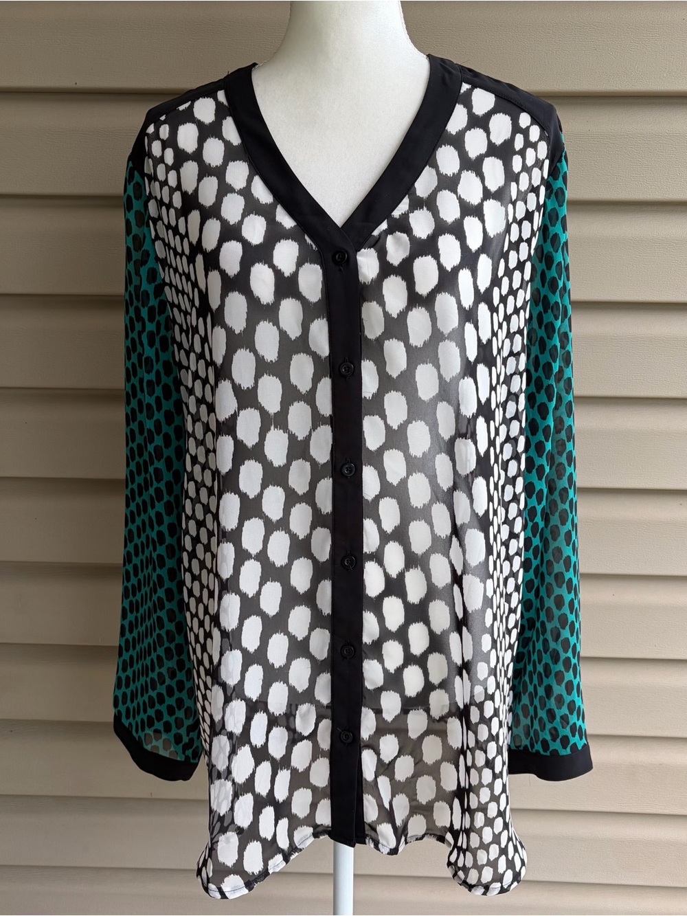 •Chico's• Sheer Polka Dot Button Front Blouse - Size XL/16 (Chico’s Size 3)